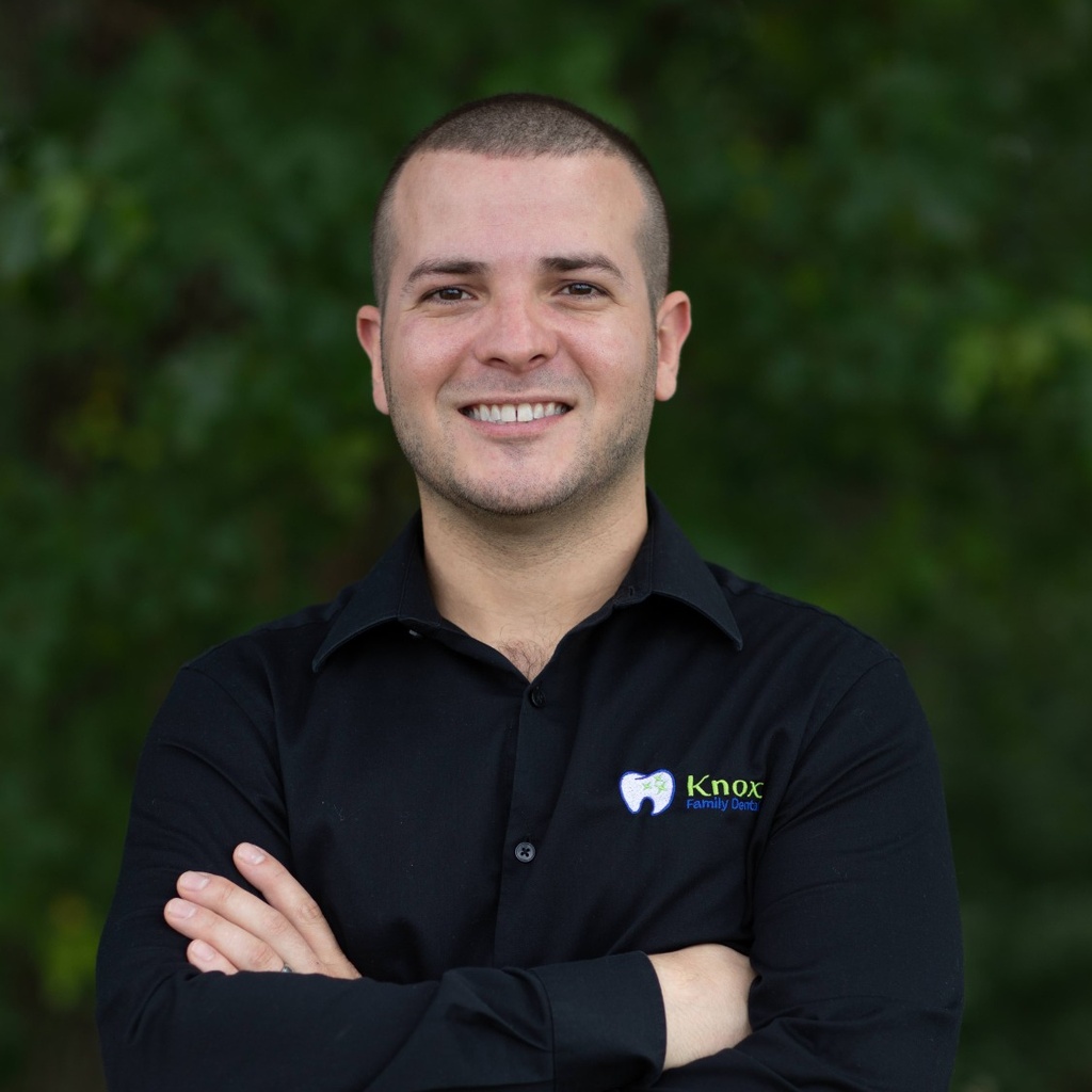 Petoskey_headshot_circle_safe_1024